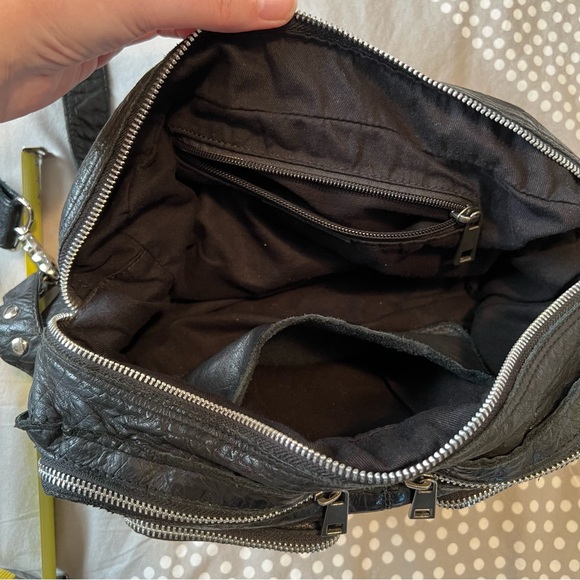 Nunoo washed leather Alimakka crossbody shoulder bag - Picture 7 of 9